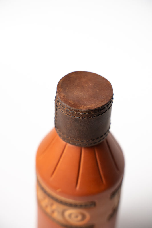 Handcrafted Natural Terracotta Clay Water Bottle (600ml / 20.2 fl oz) by Organic Klayware | Rustic Gift | Natural Cooling | Eco-Friendly | Reusable | Sustainable | Artisanal Craftsmanship | Natural Filtration (No Leather Bag)