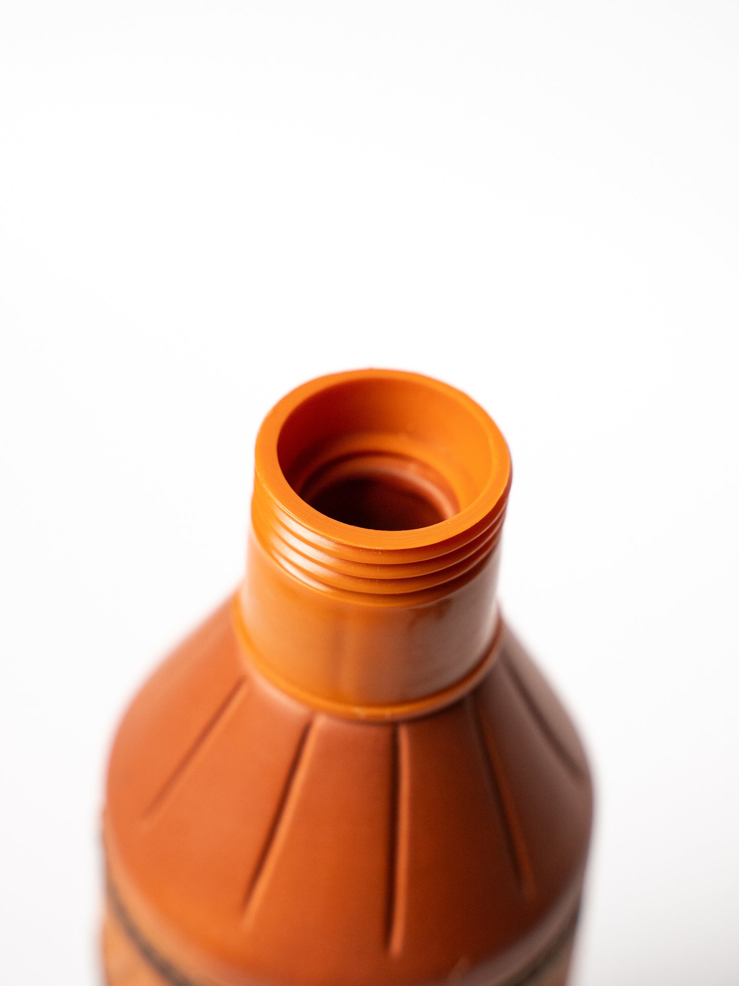 Handcrafted Natural Terracotta Clay Water Bottle (600ml / 20.2 fl oz) by Organic Klayware | Rustic Gift | Natural Cooling | Eco-Friendly | Reusable | Sustainable | Artisanal Craftsmanship | Natural Filtration